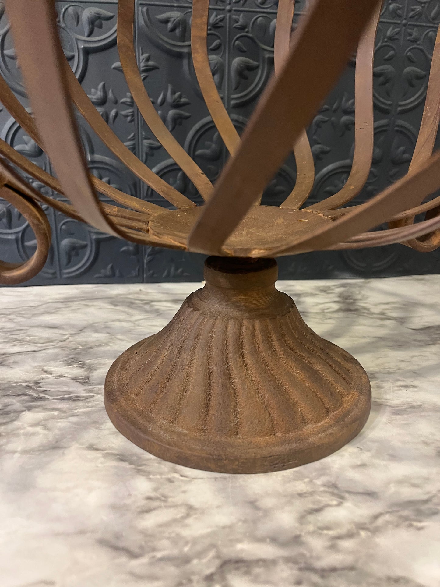 Wrought Iron Metal Basket Plant Pot