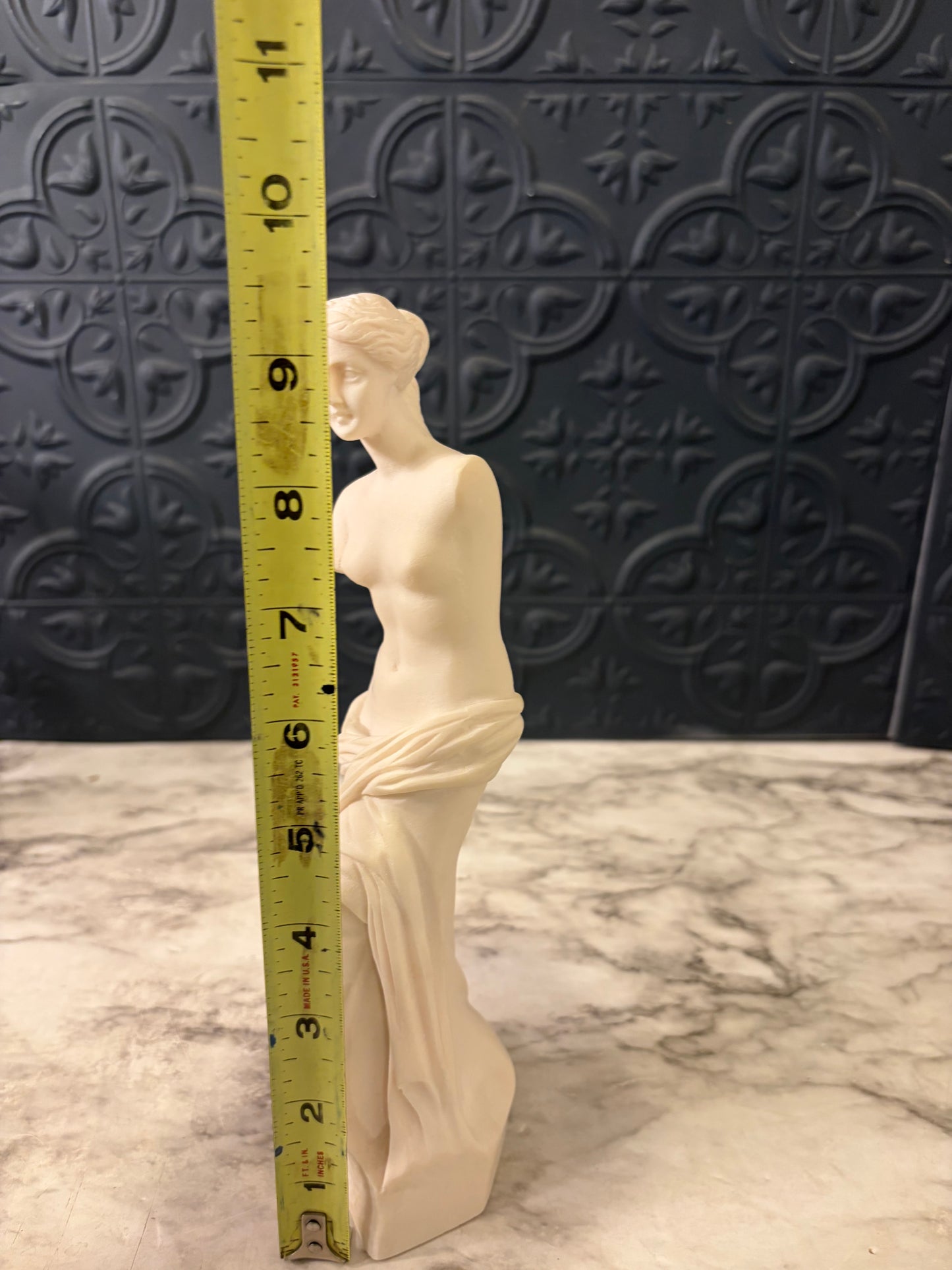 Venus DeMilo Statue 9.5" Tall