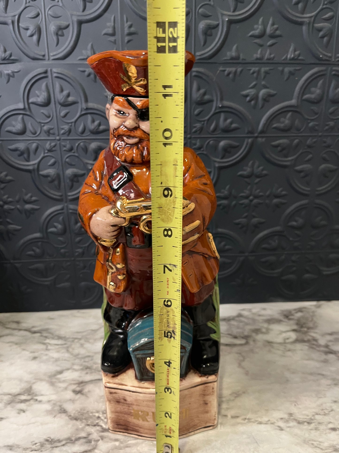 Alberta Vintage Pirate Rum Decanter