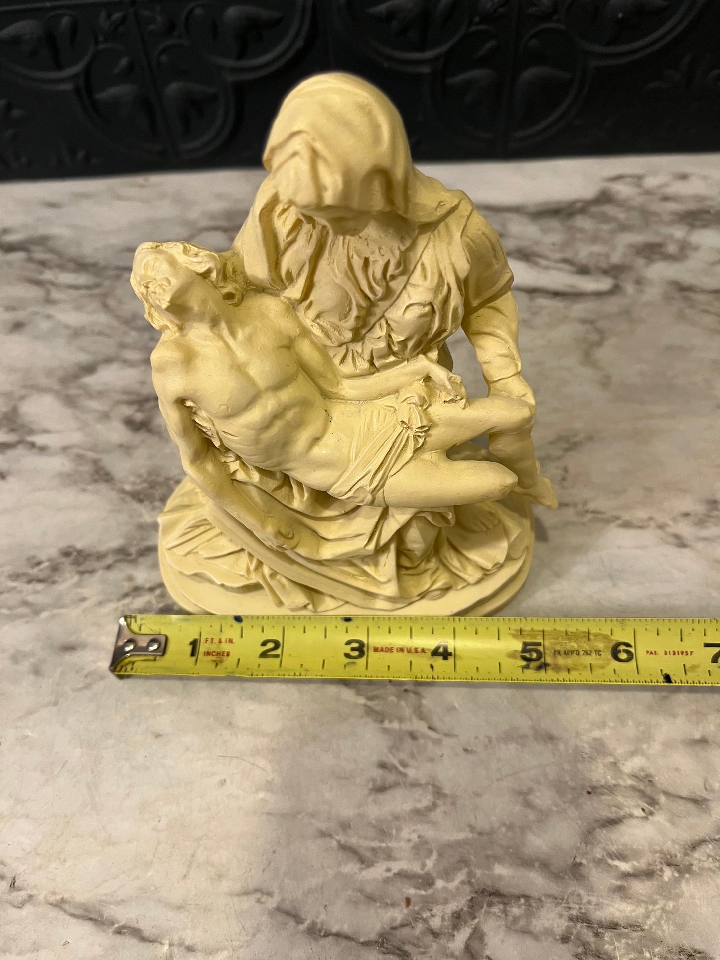 La Pieta Resin Statue