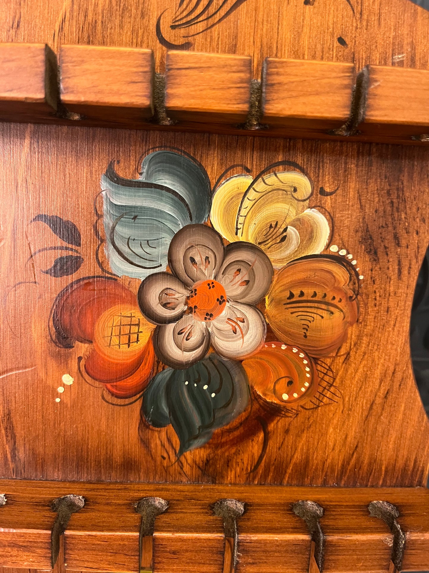Spoon Rack with Toll Painting