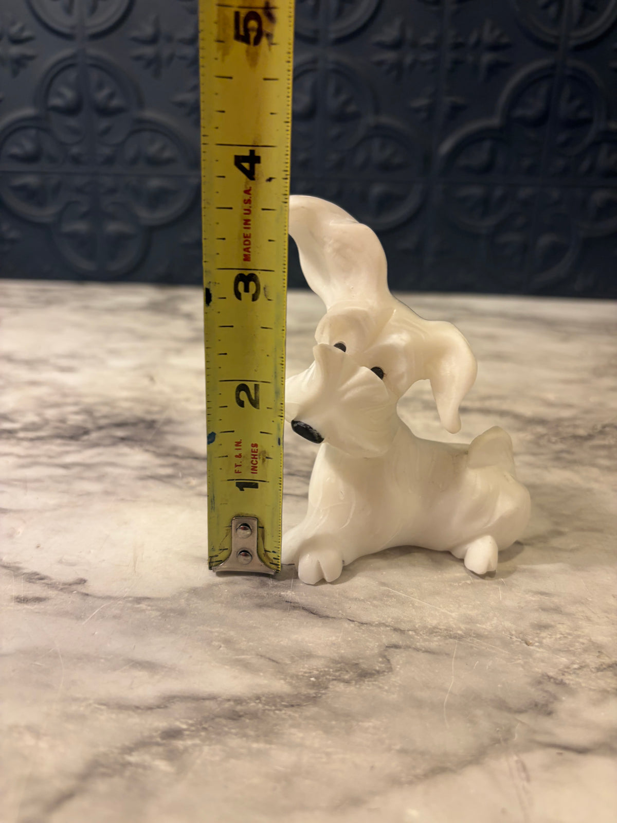 Alabaster Scotty Dog Left