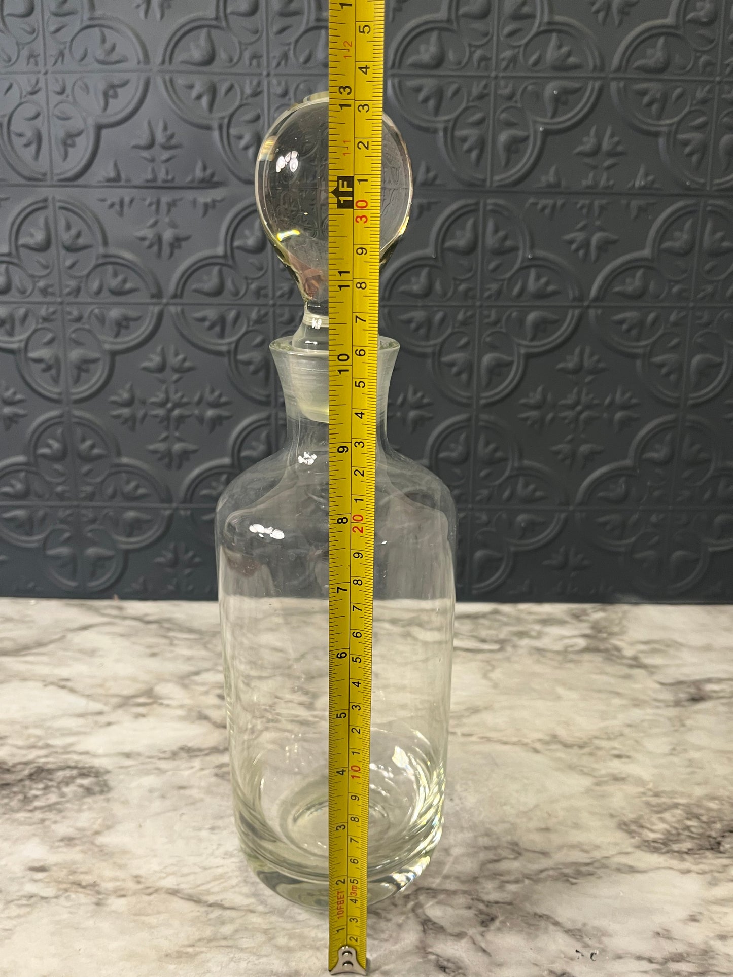 Clear Glass Decanter with Round Glass Stopper