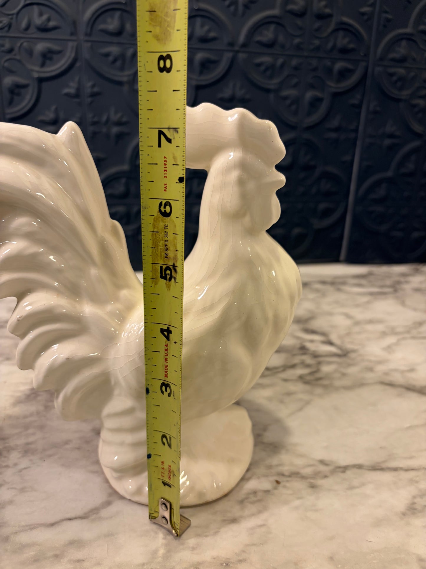 Cream Crackle Rooster with Chip