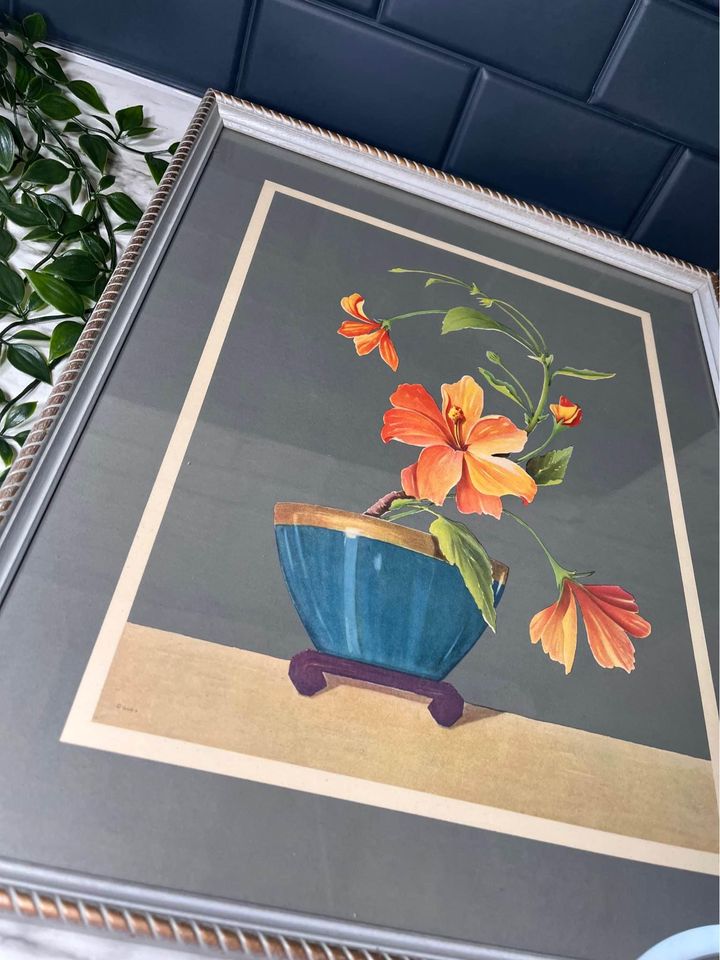 Orange flowers in pot print