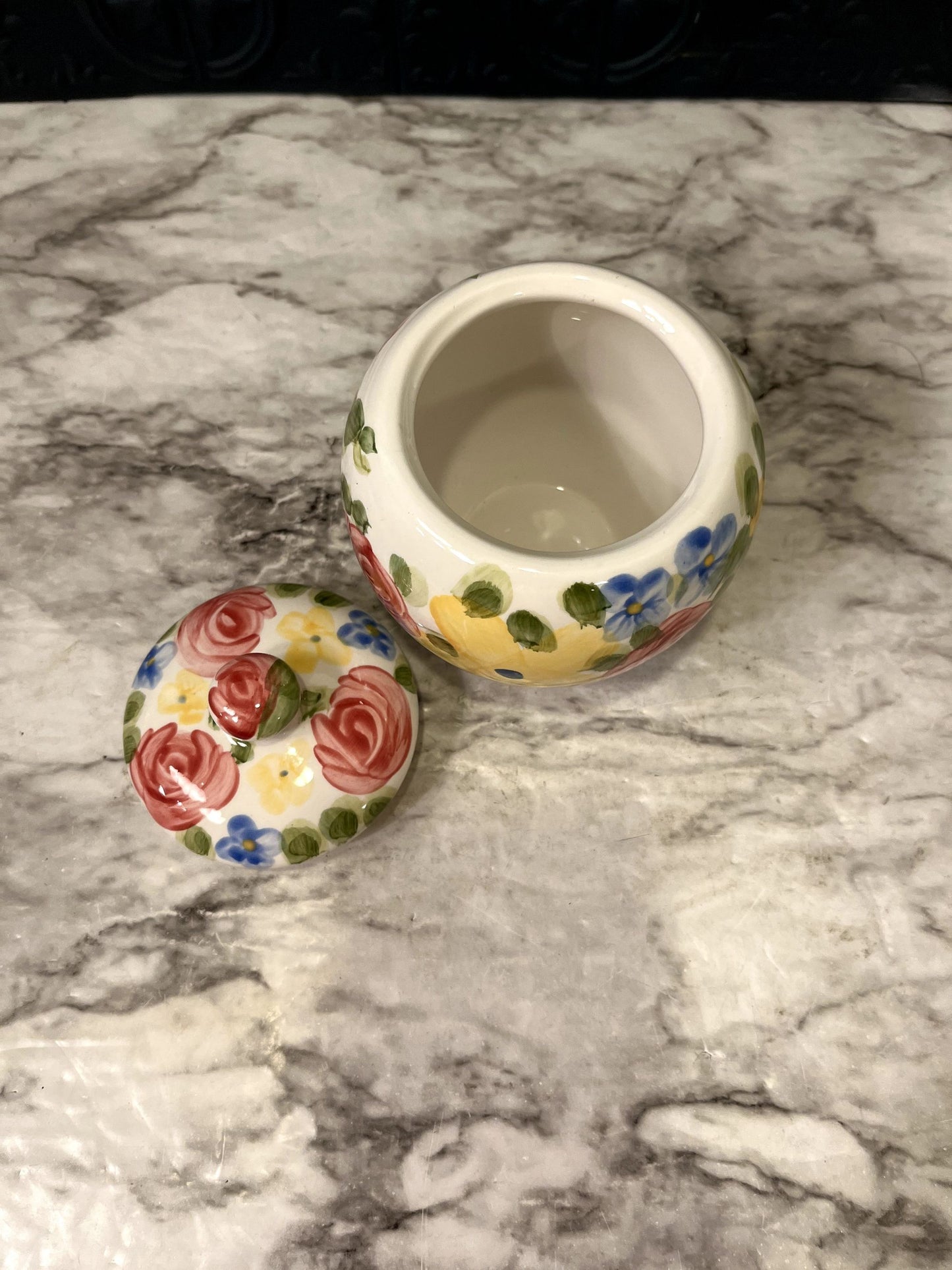 Ceramic Flower jar with lid