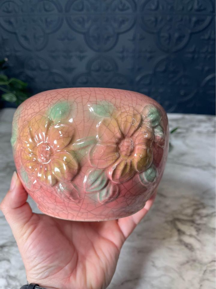 Crackle Pink Planter Pot With Flowers