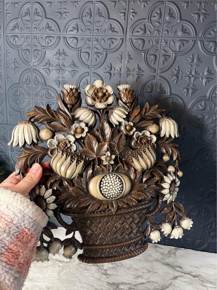 Vintage Plastic flower basket wall hangings set of 2