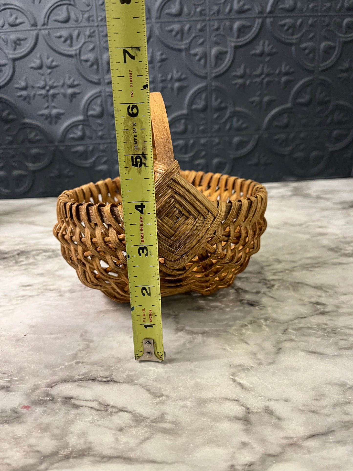 Small Wicker Egg Basket with Diamond Design