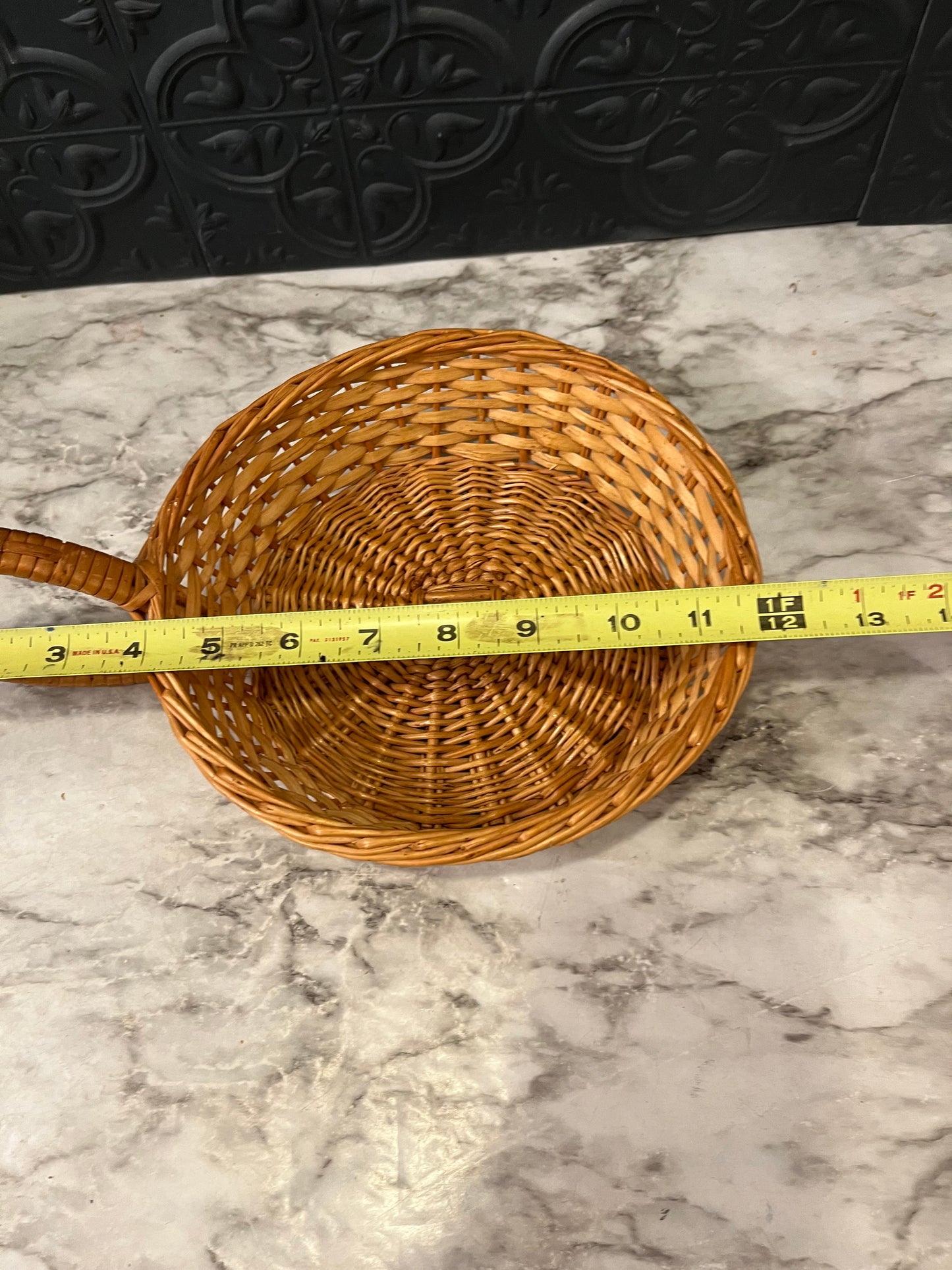 Round Wicker Basket with large Side Handle