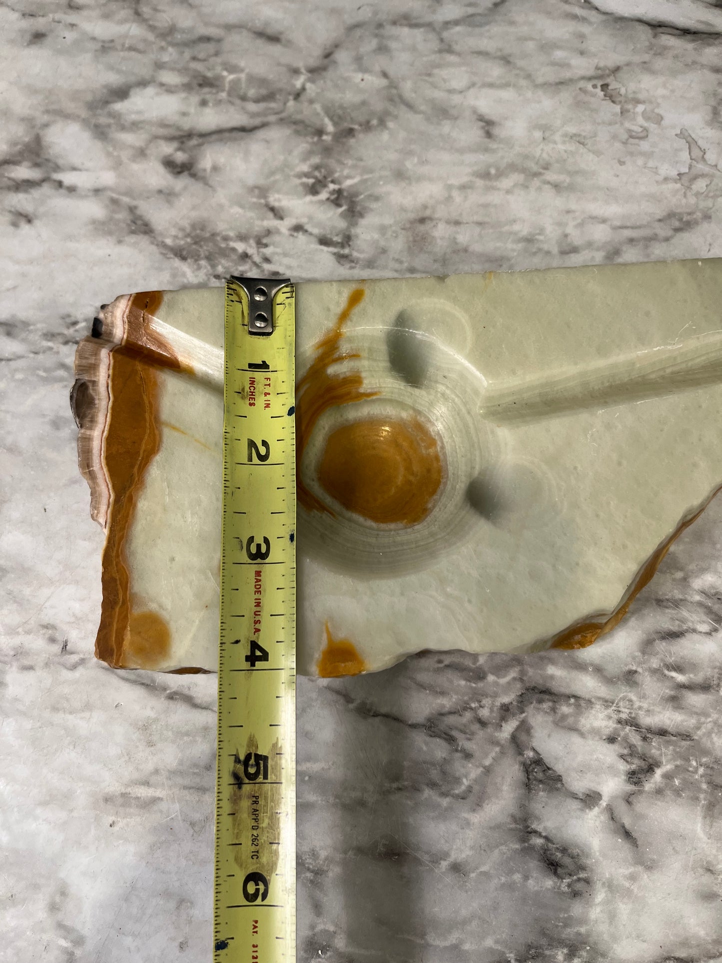 Onyx Carmel and tan Ash Tray