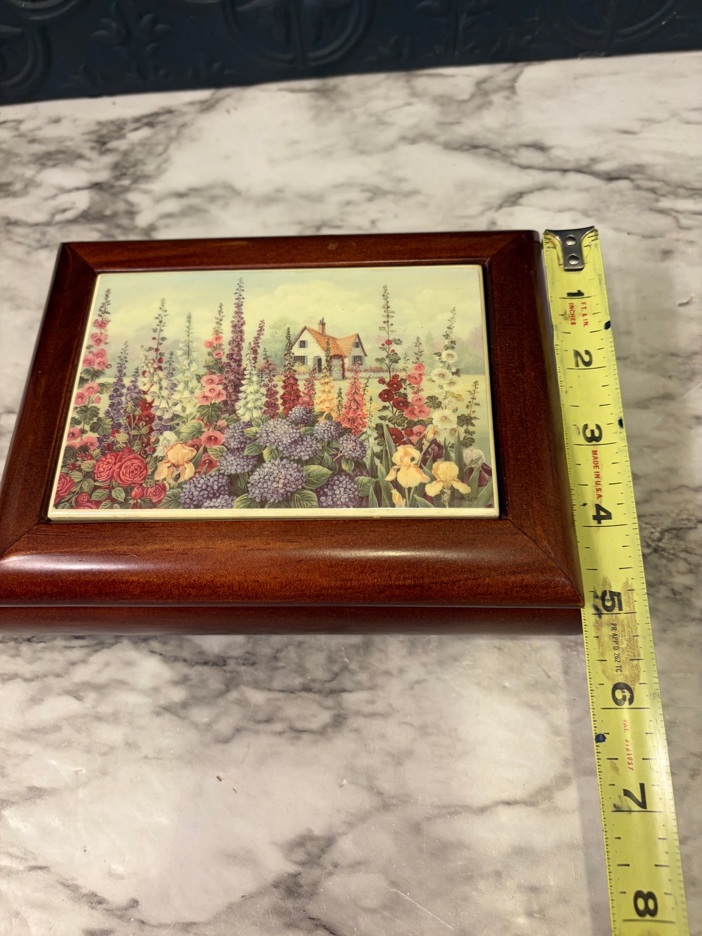 Glynda Turley Musical Jewelry Box with Floral Garden