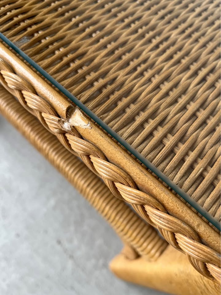 Wicker Table