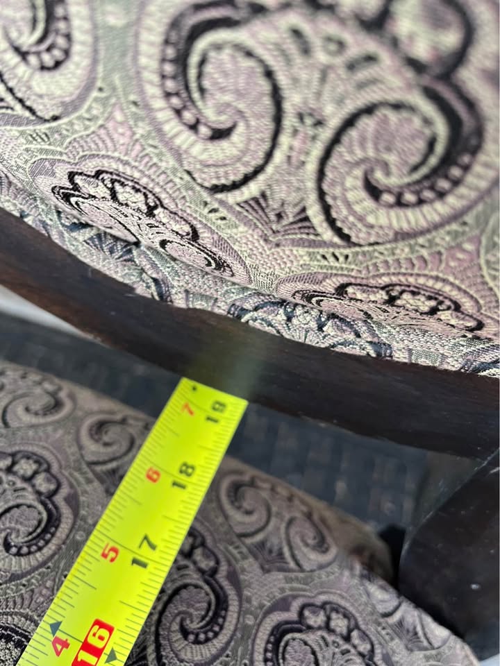 Ethan Allen Medallion Arm Chair