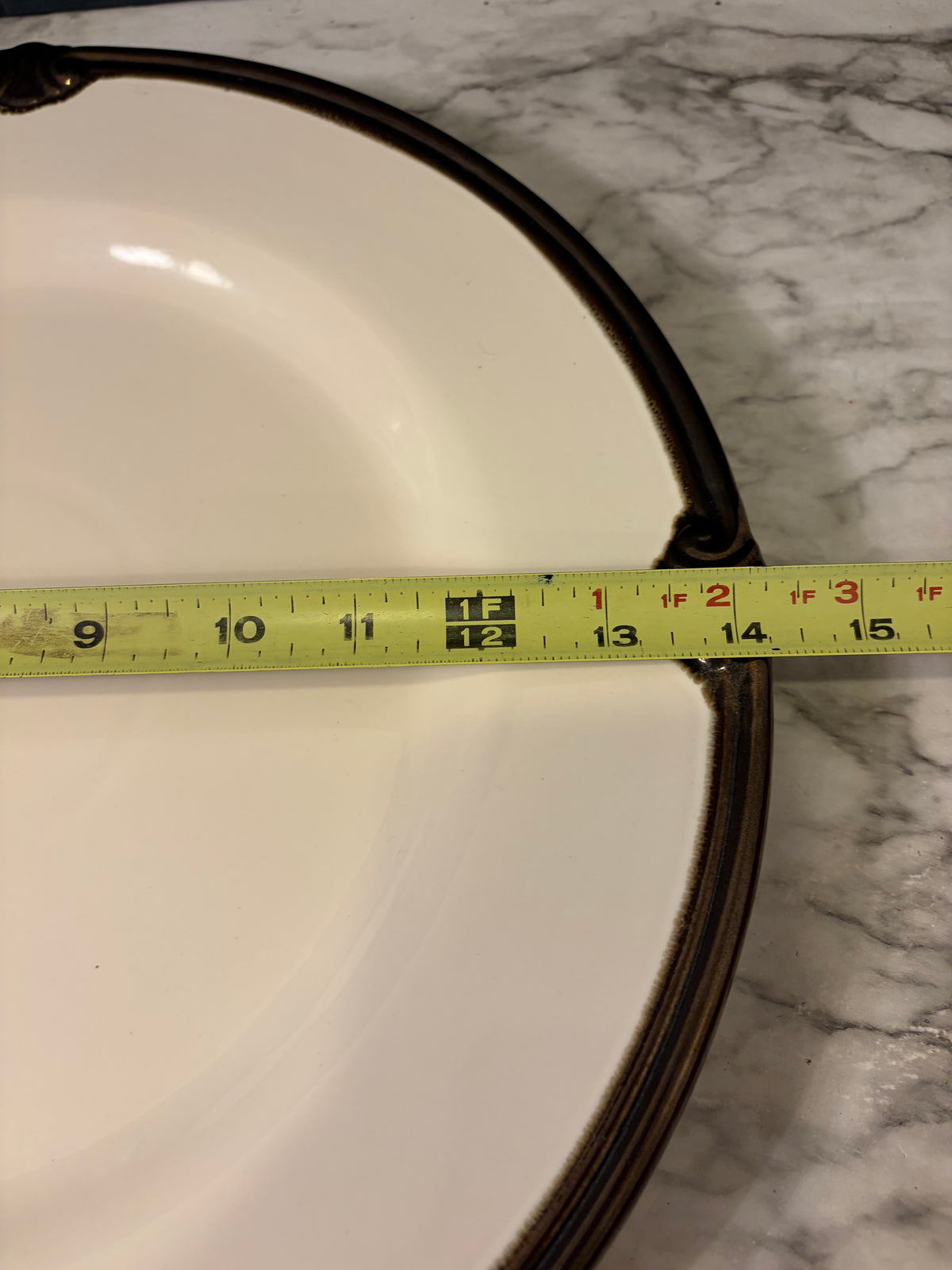 Certified International Embassy Ivory Round Serving Tray