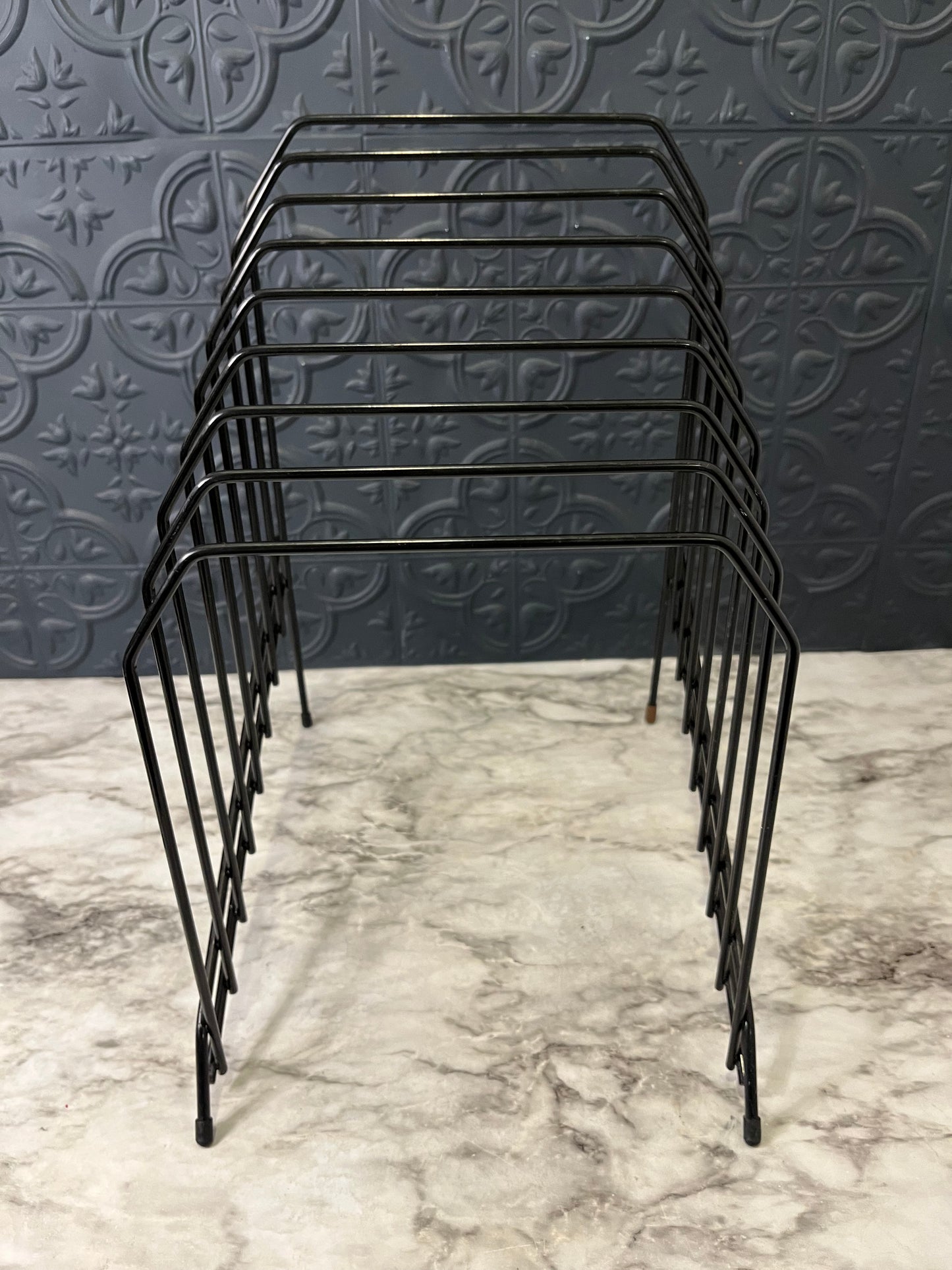 Black Wire Tabletop Record Holder