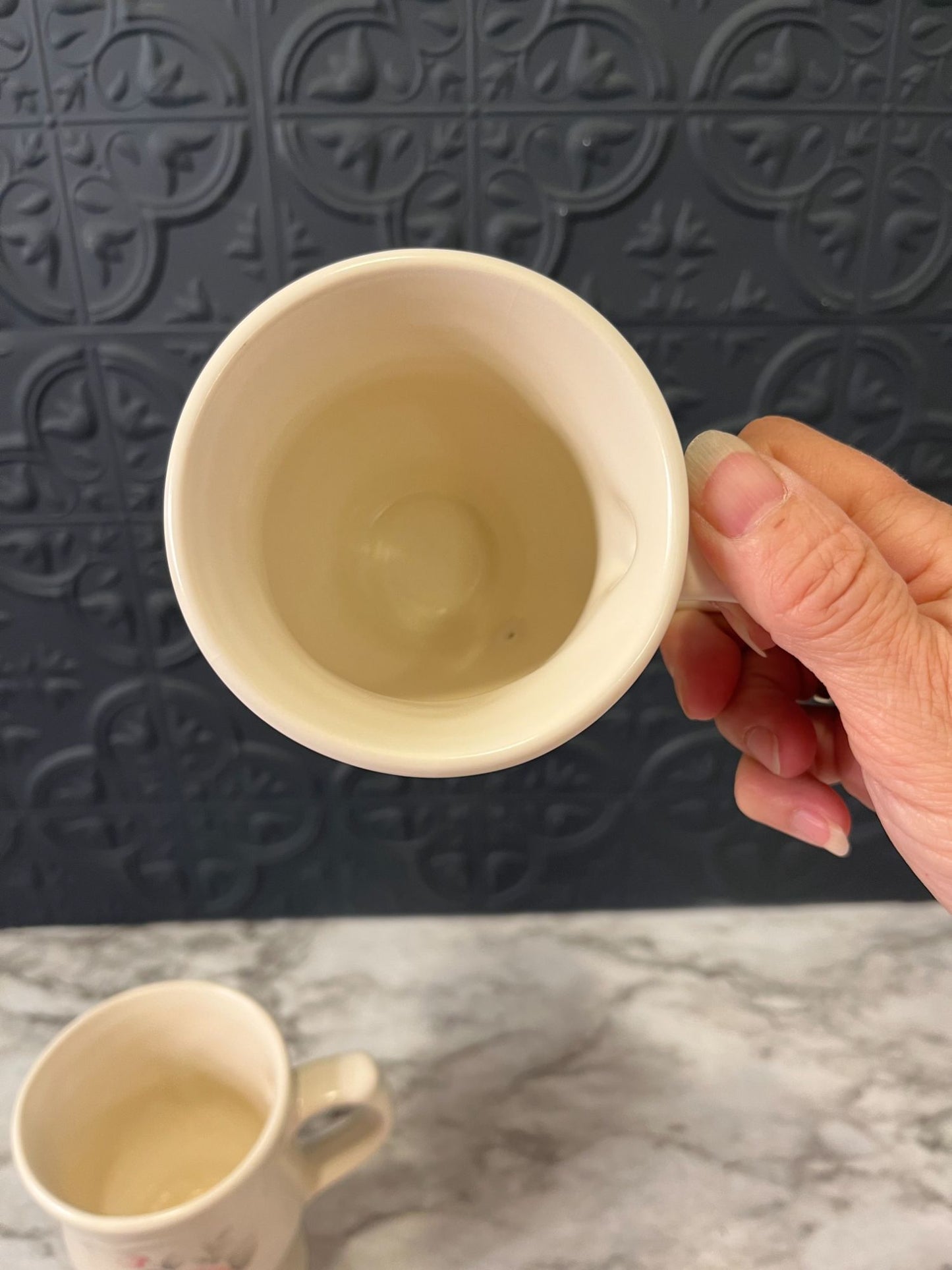 Tea Rose Pfaltzgraff Pedestal Mugs x 2