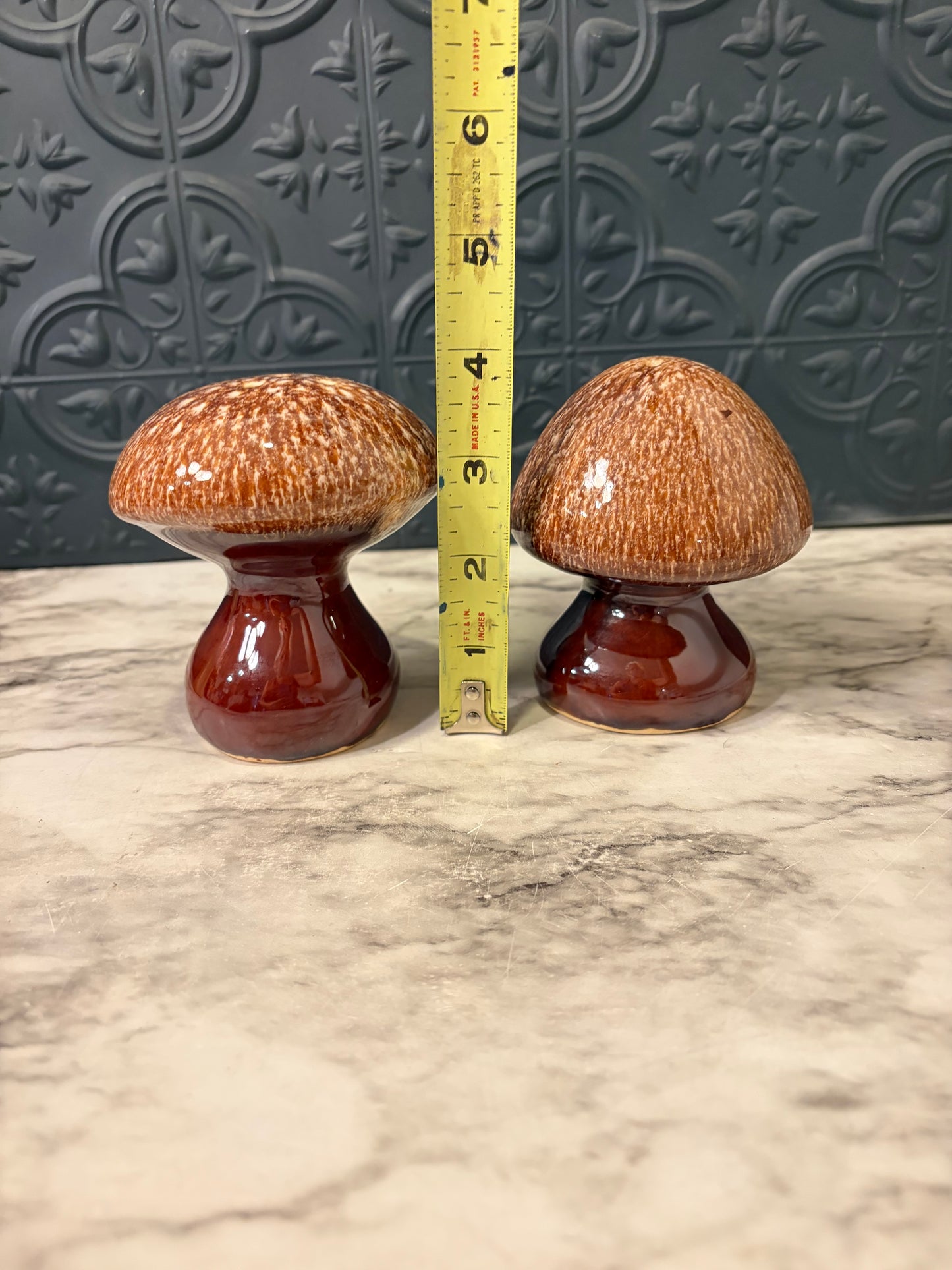 USA Pottery Brown Mushroom salt and Pepper
