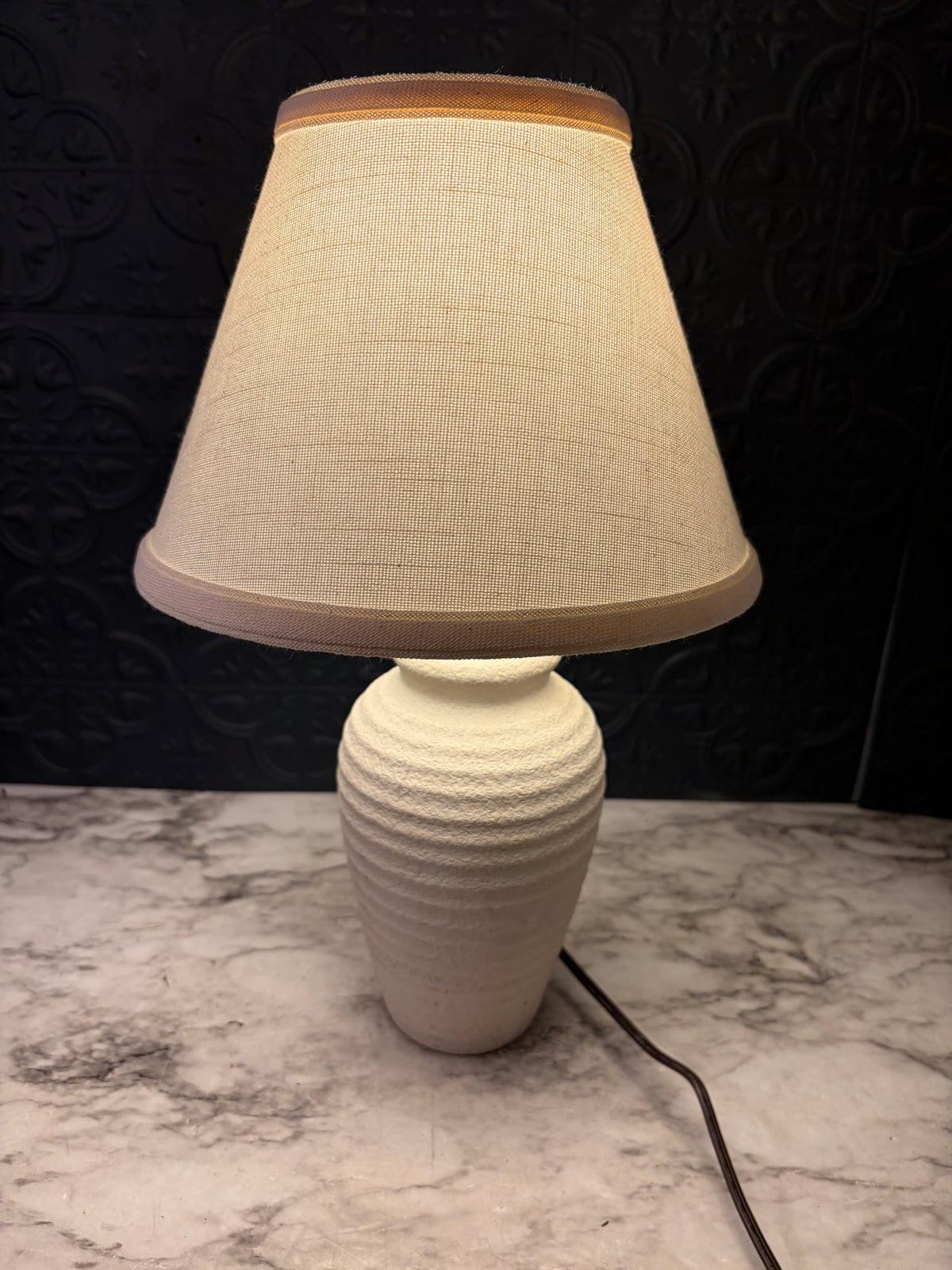 16" Cream Textured Lamp