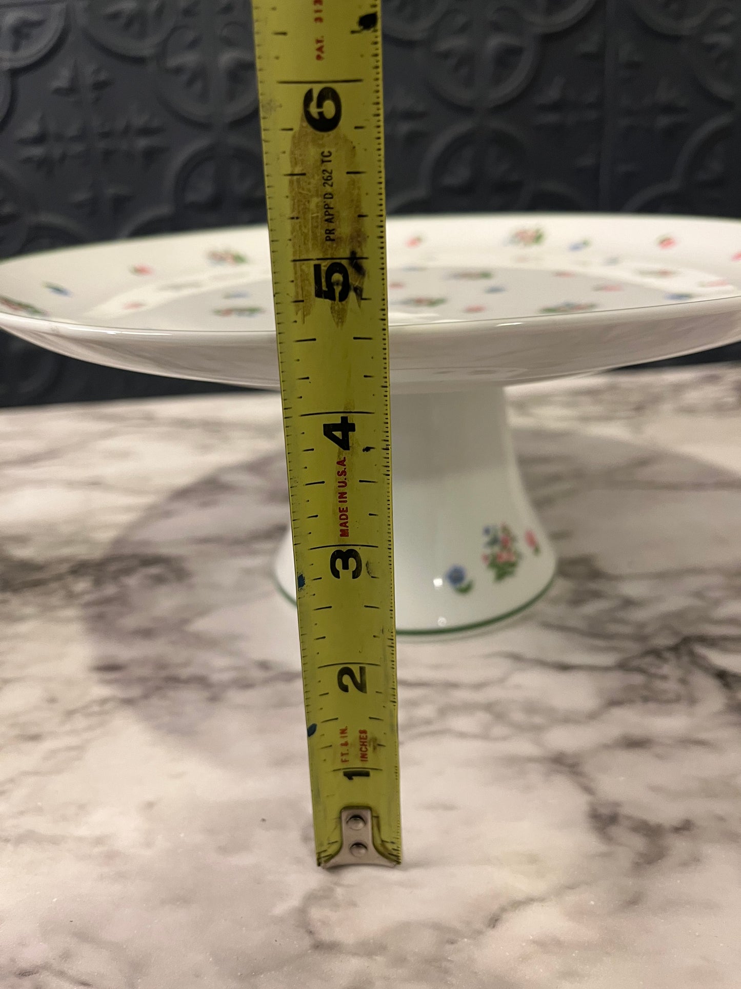 Andrea by Sadek Cake Stand with Florals