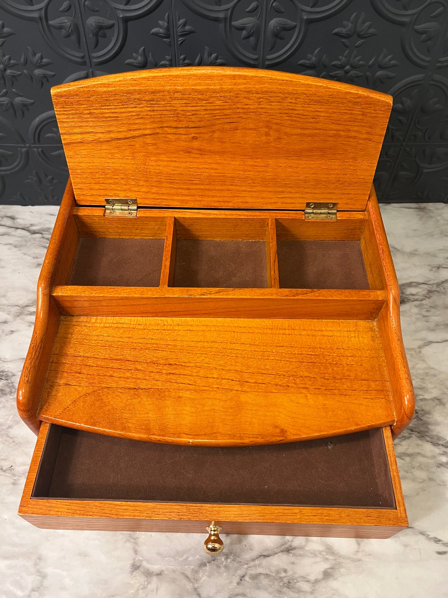 Mens Wooden Valet