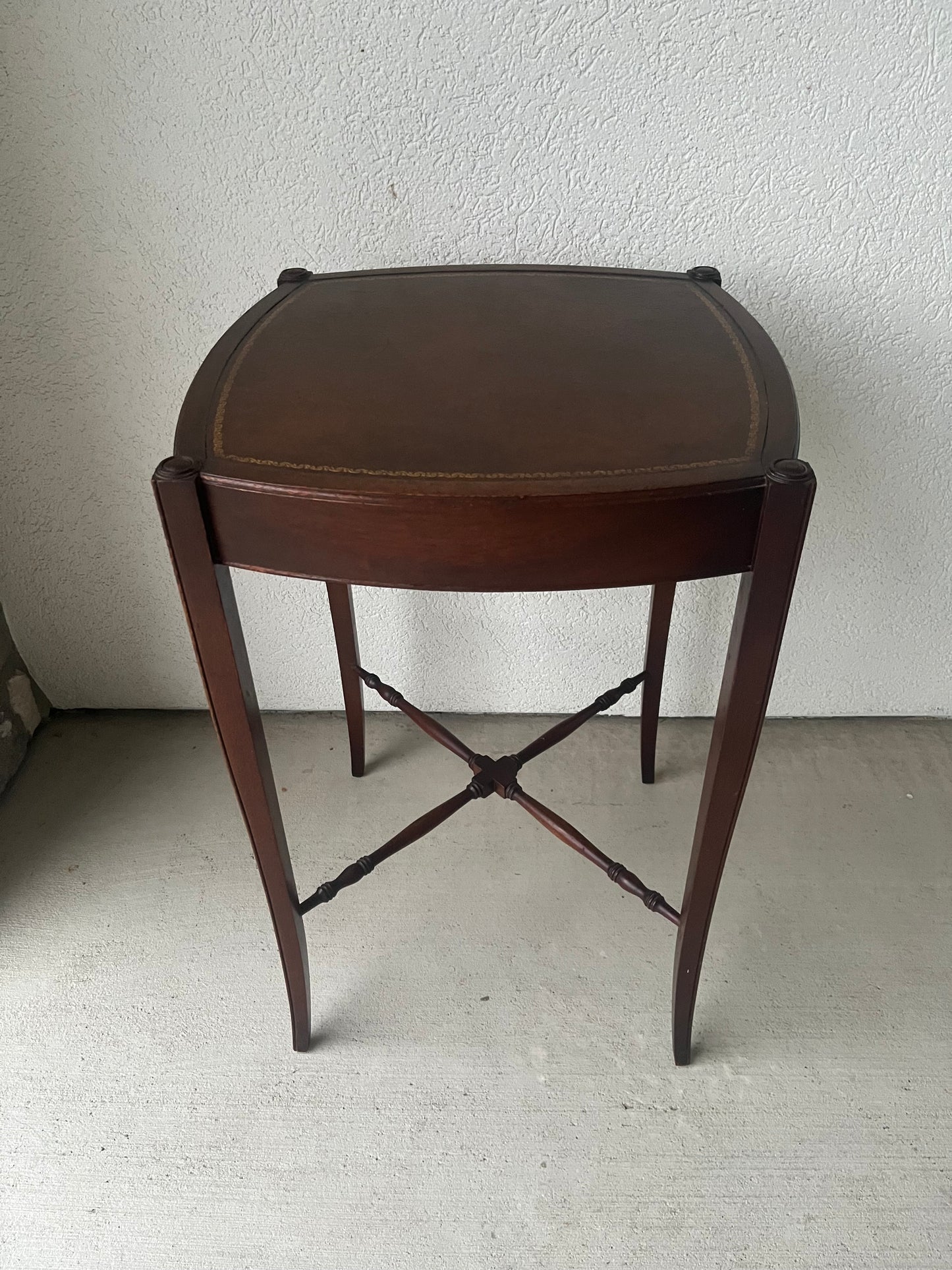 Leather Top Table Zangerle