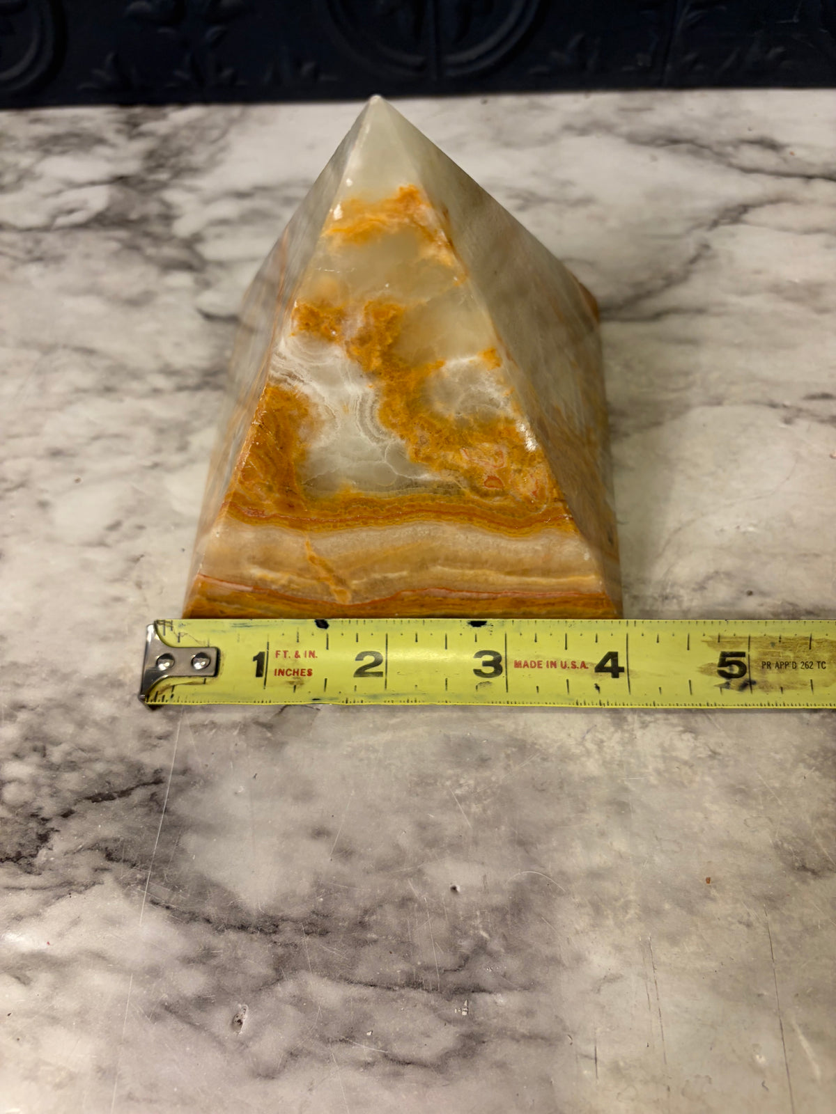 Onyx Pyramid Carmel Color 4"