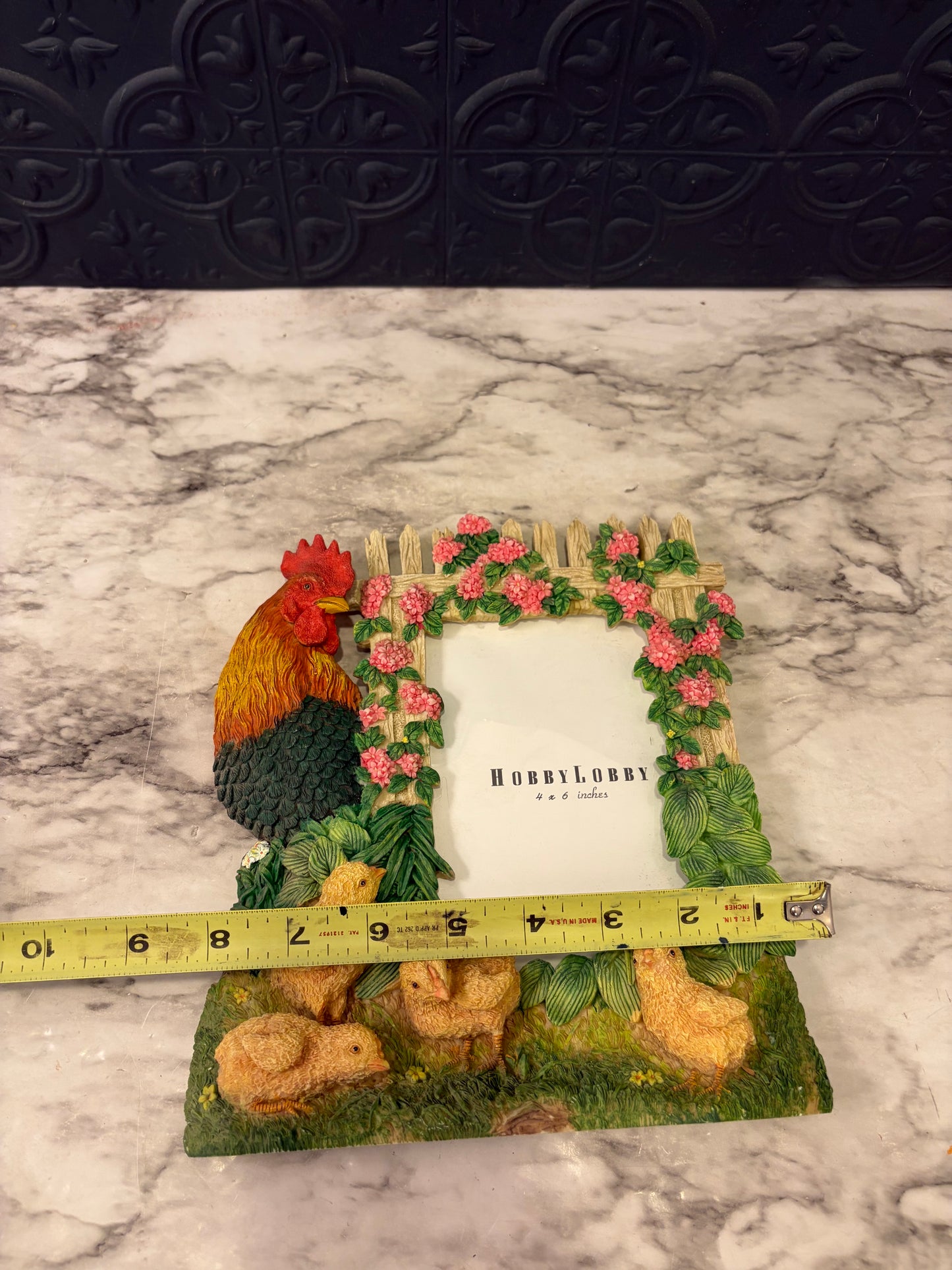 Hobby Lobby 3D Rooster and chicks Frame