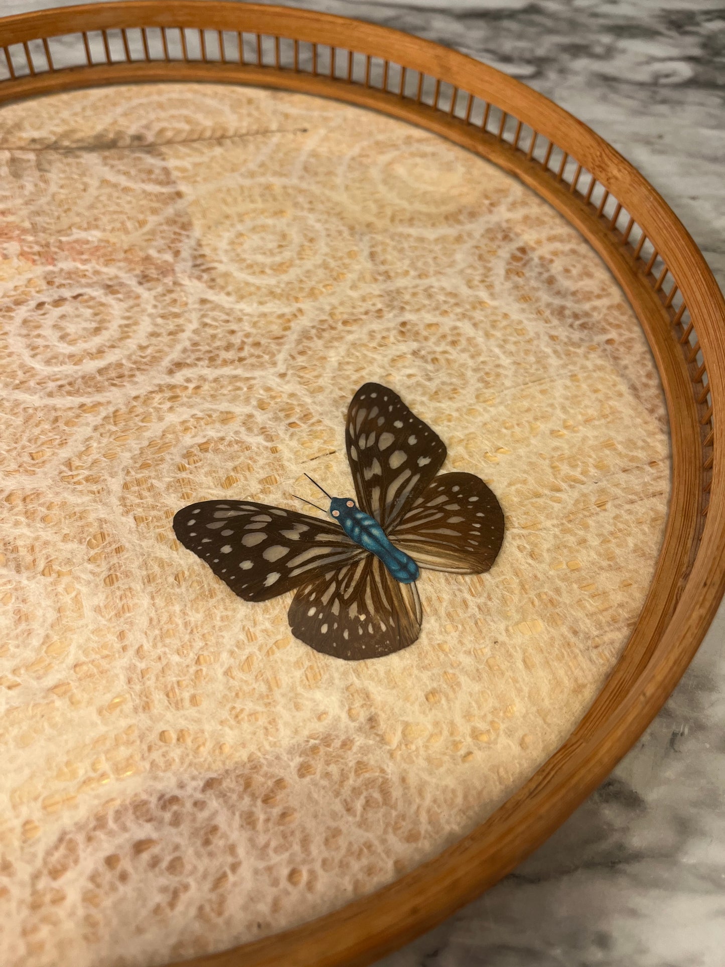 Round Bamboo Tray with Butterfly