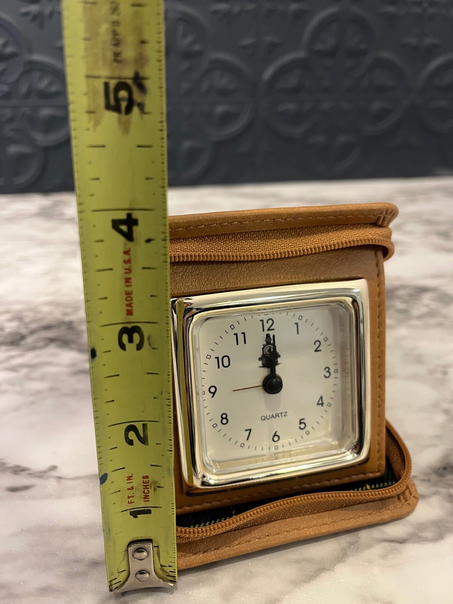 Travel Clock in Leather