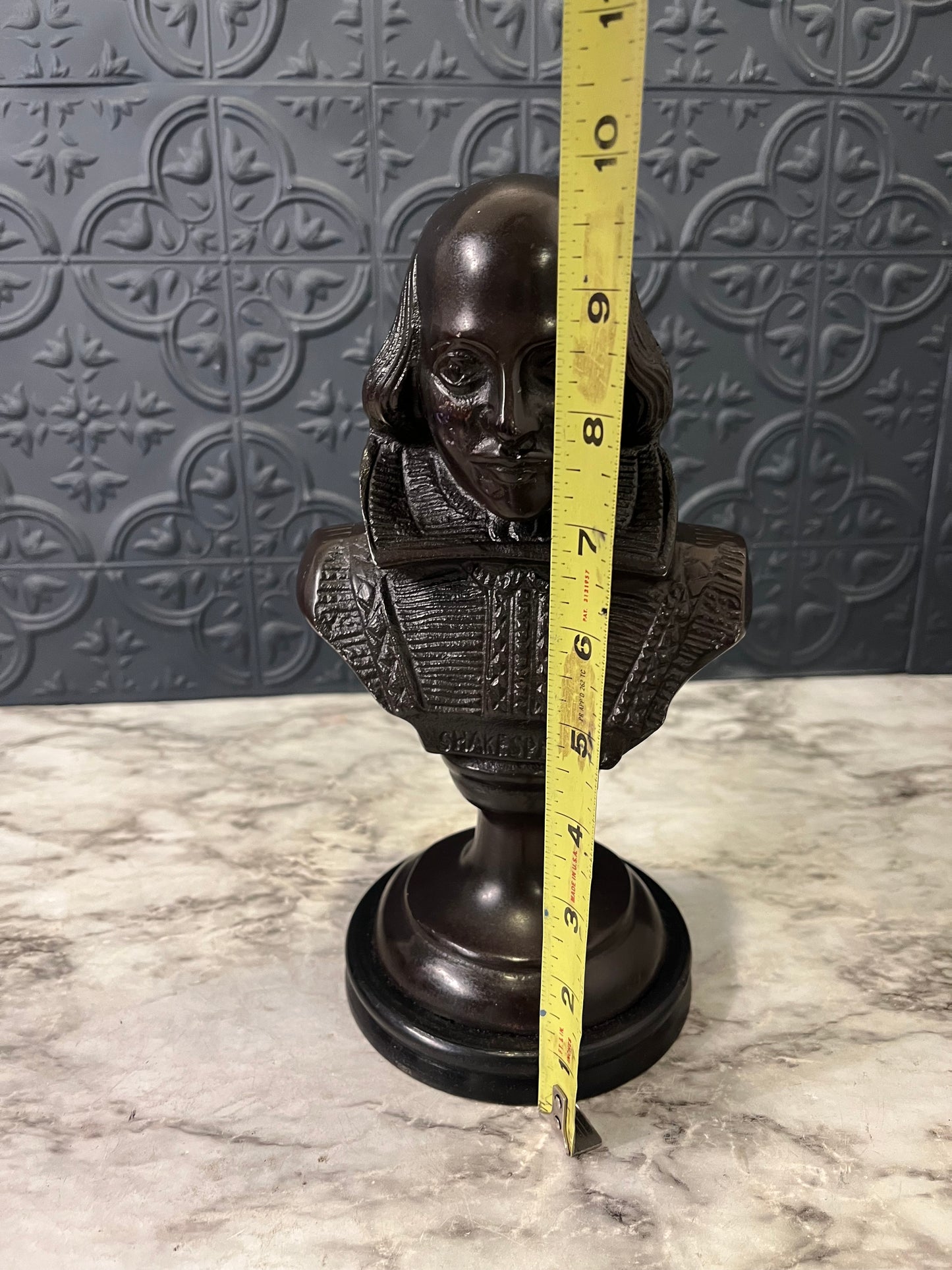 Black Metal Statue of Shakespeare