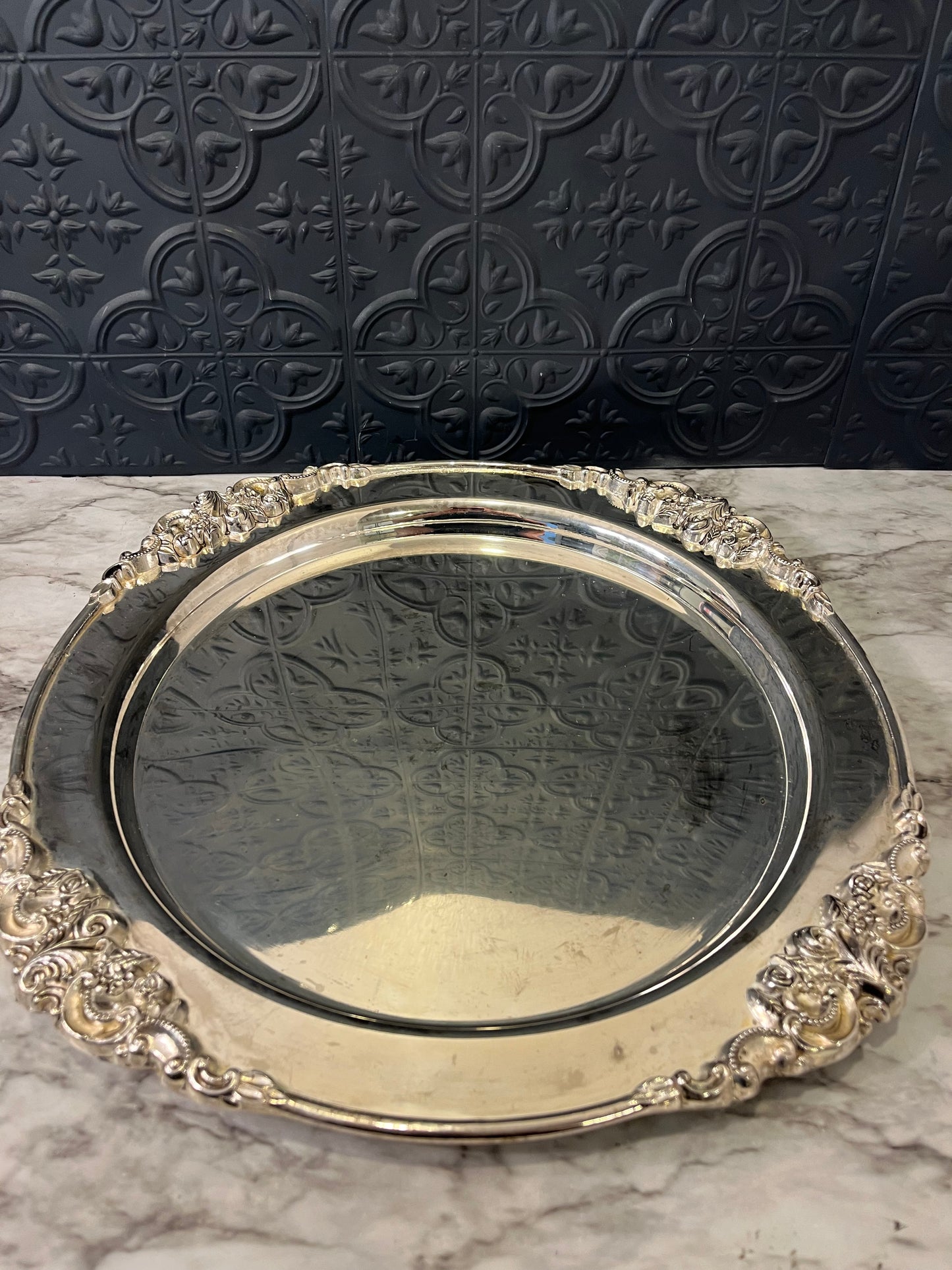 Godinger Silver Art Company round Silver plate tray