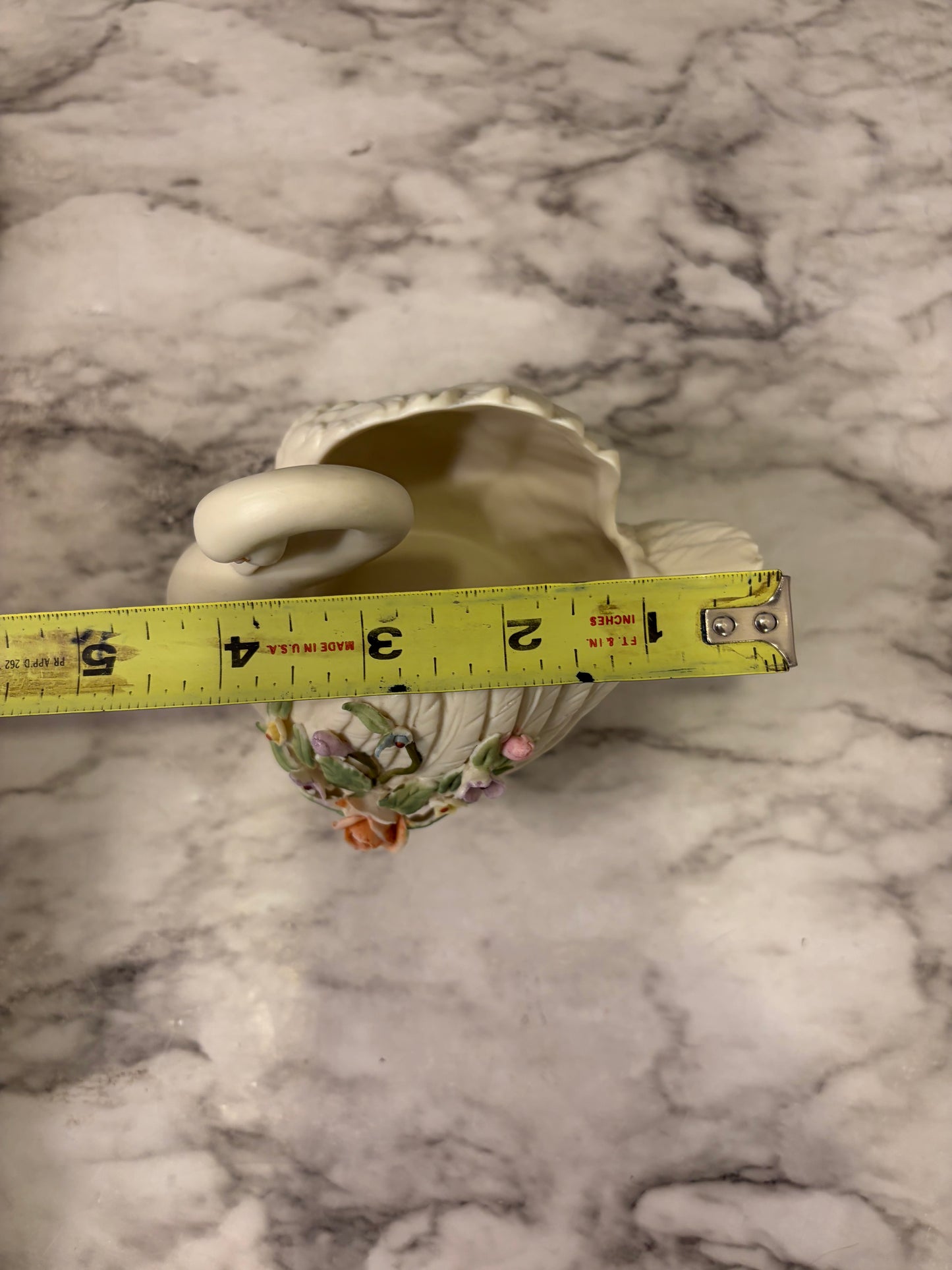 Porcelain Swan Antique Ivory