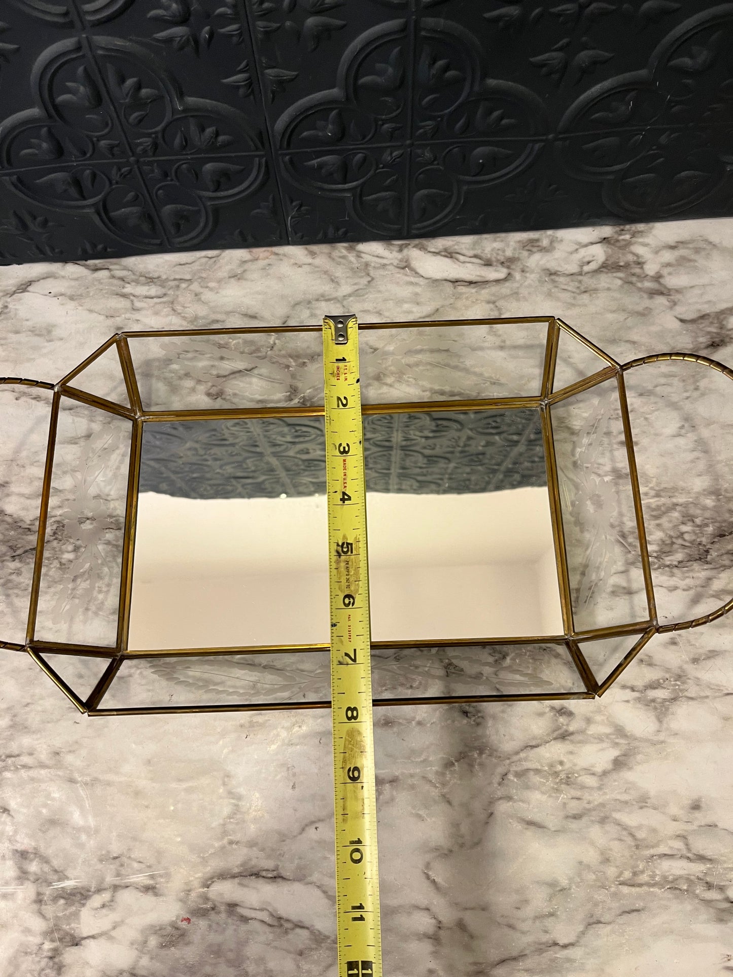 Etched glass and mirror basket with handles