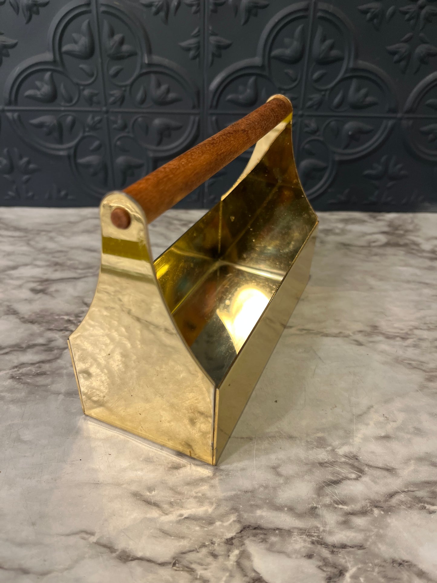 Brass caddy with wood handle