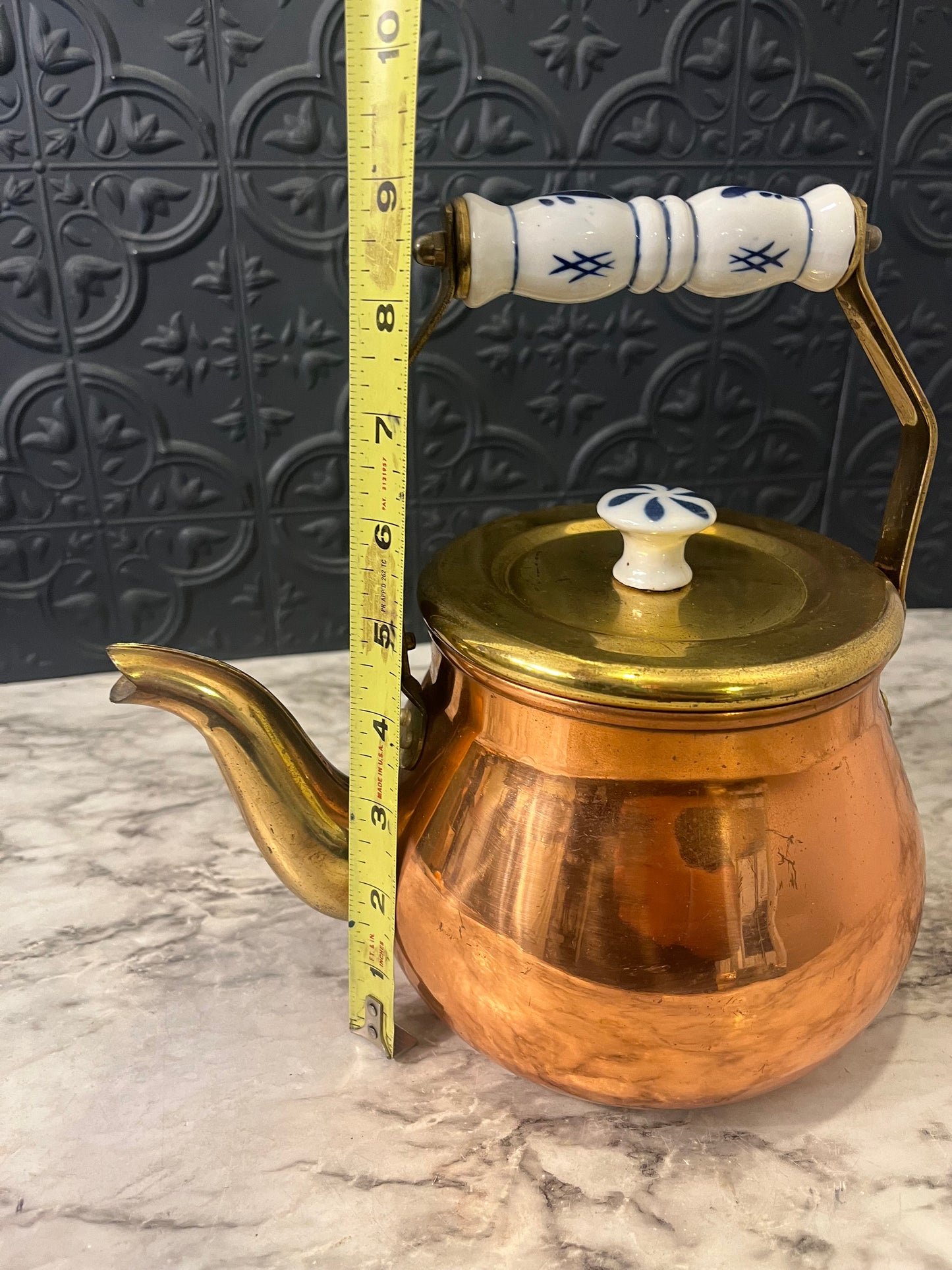 Brass and copper Teapot with Blue and White Porcelain