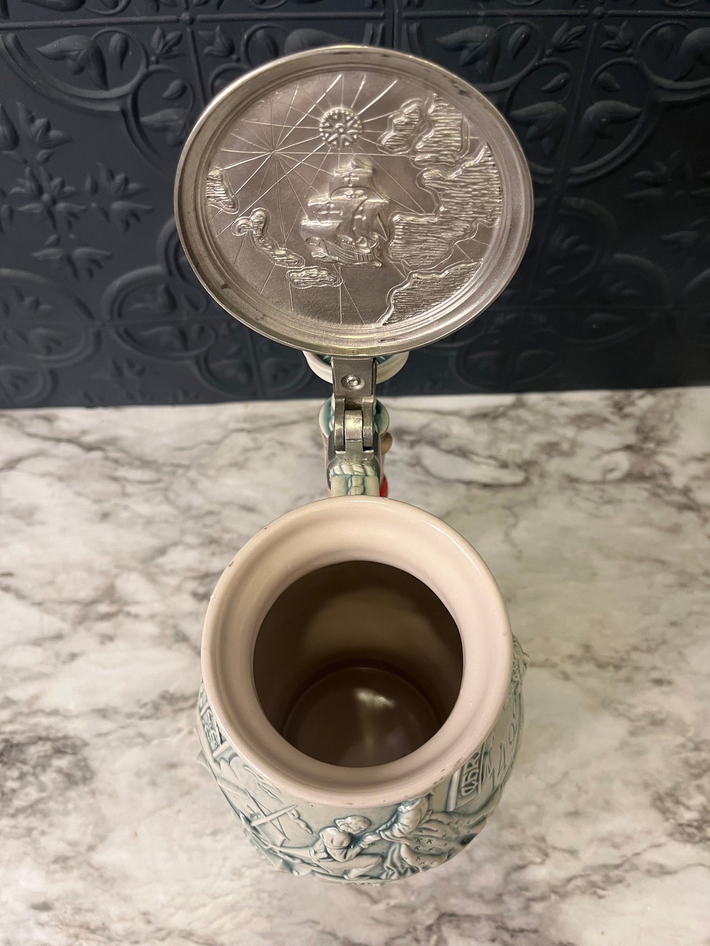 Avon Christopher Columbus Stein