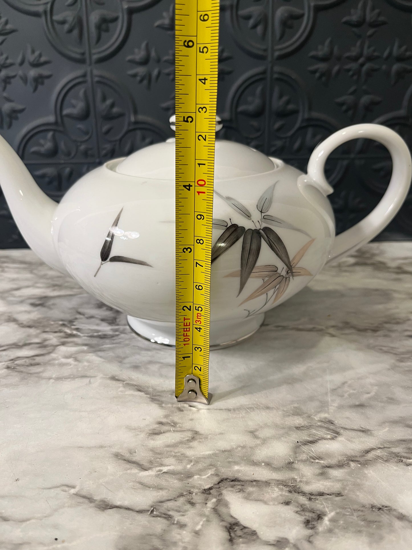 Sasa Teapot