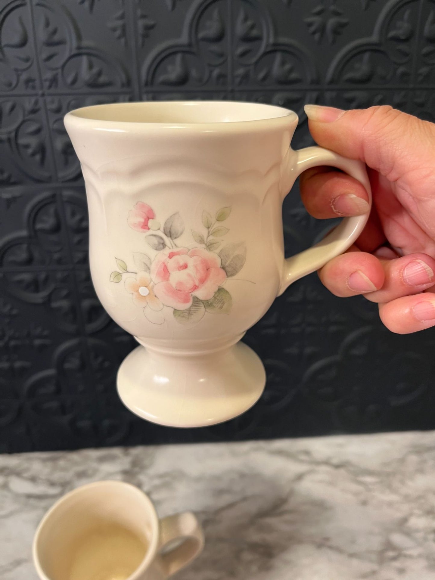 Tea Rose Pfaltzgraff Pedestal Mugs x 2