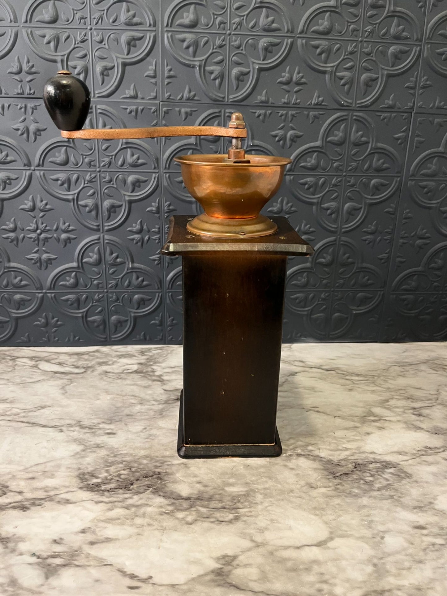 Wood Coffee Grinder with 4 drawers
