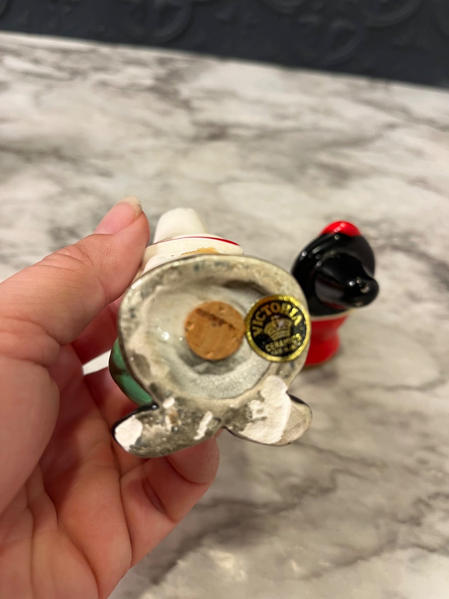 Elf Salt and pepper shakers