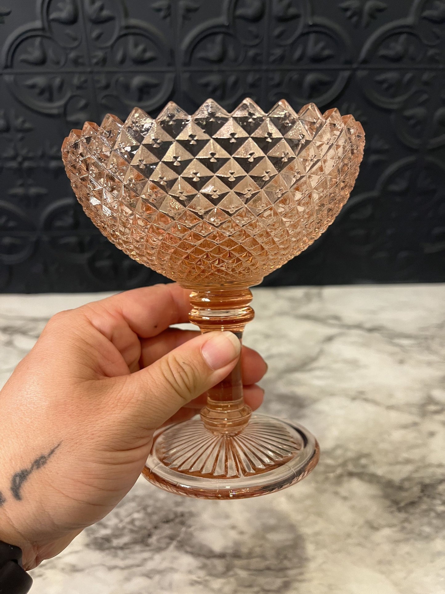 Pink Westmorland diamond point pedestal dish