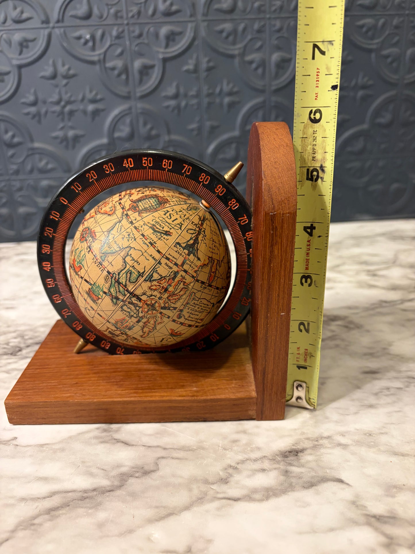 5.5" x 6" Globe Bookend Only One
