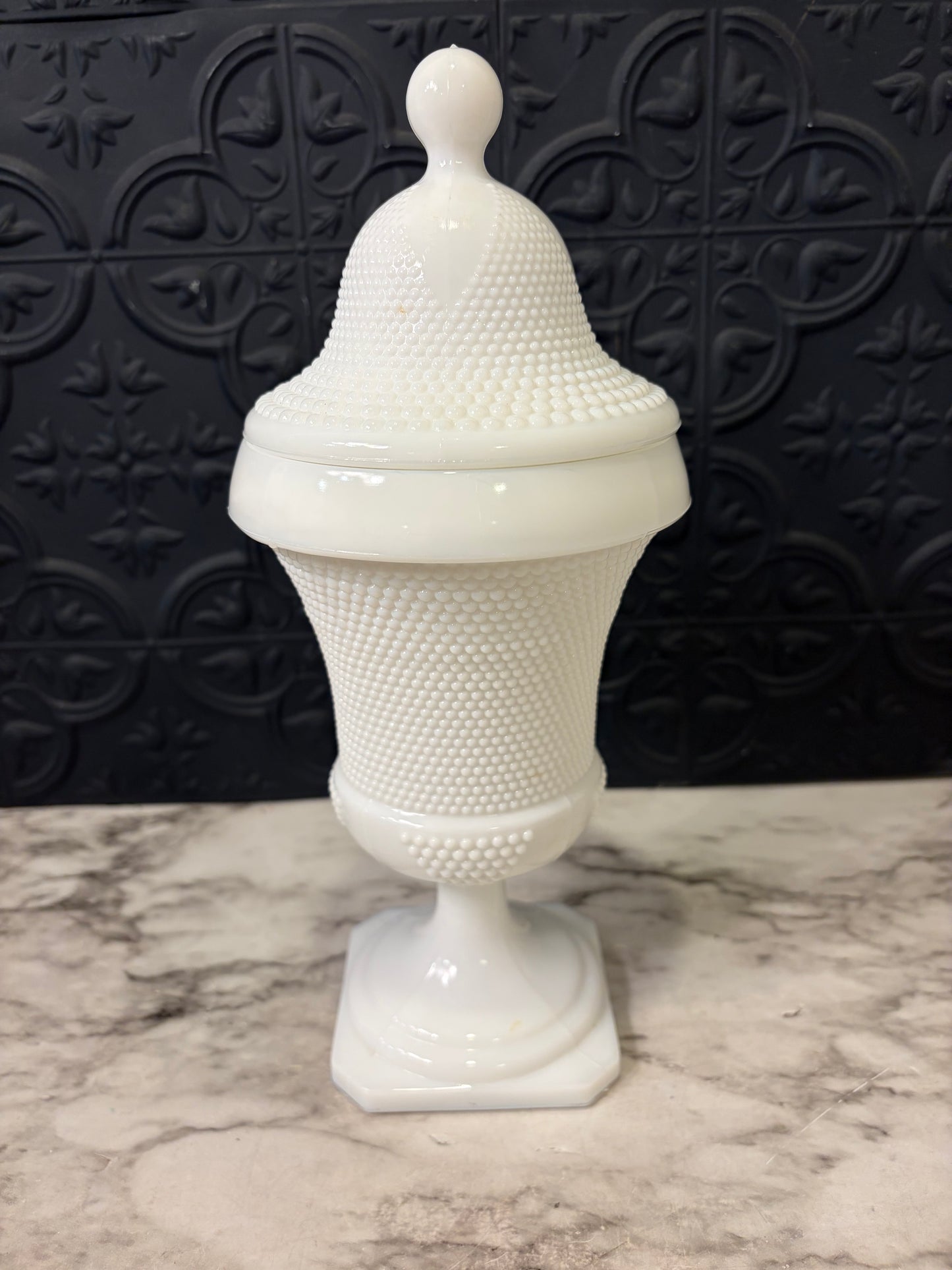 LE Smith Hobnail Milkglass Apothecary Jar