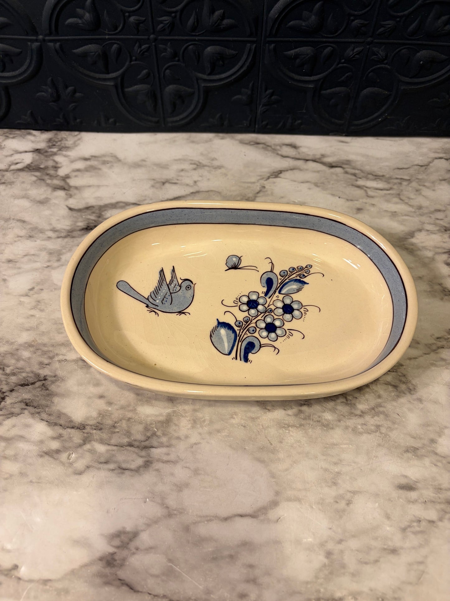 Small Mexican Tonala Pottery Oval Plate