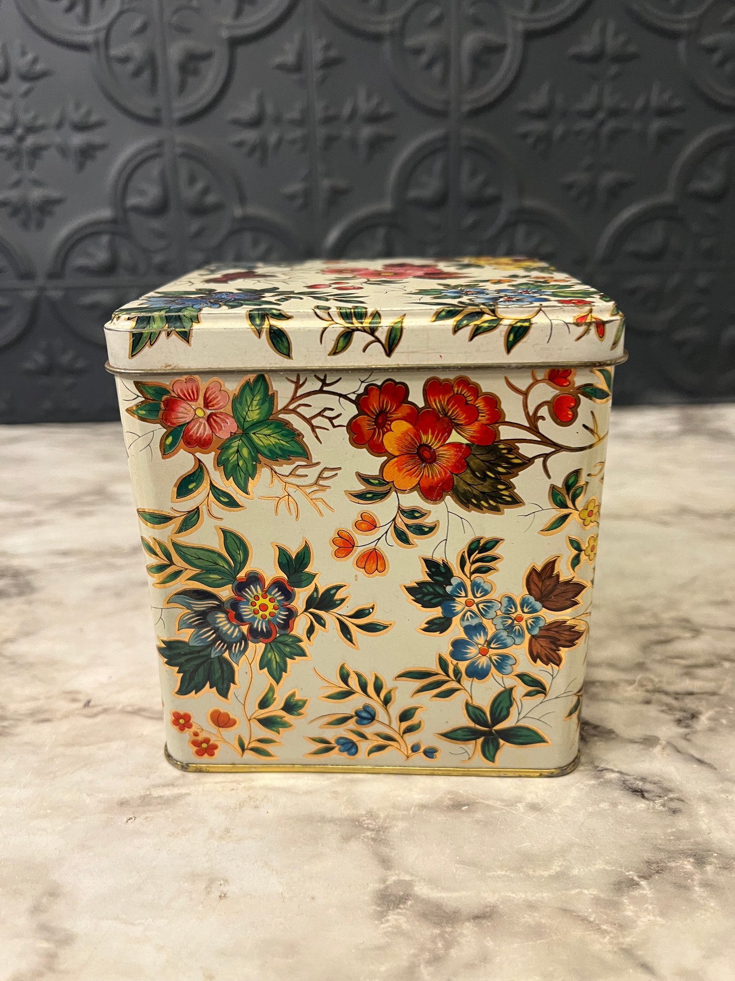 Daher Multicolor Floral Square tin