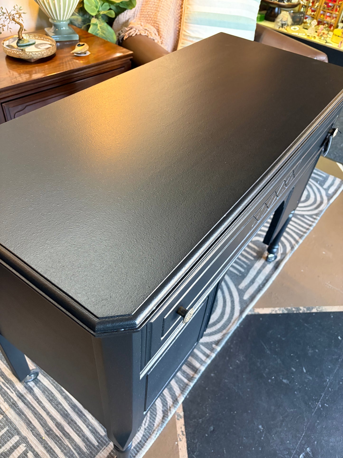Black Victorian Entry/Desk