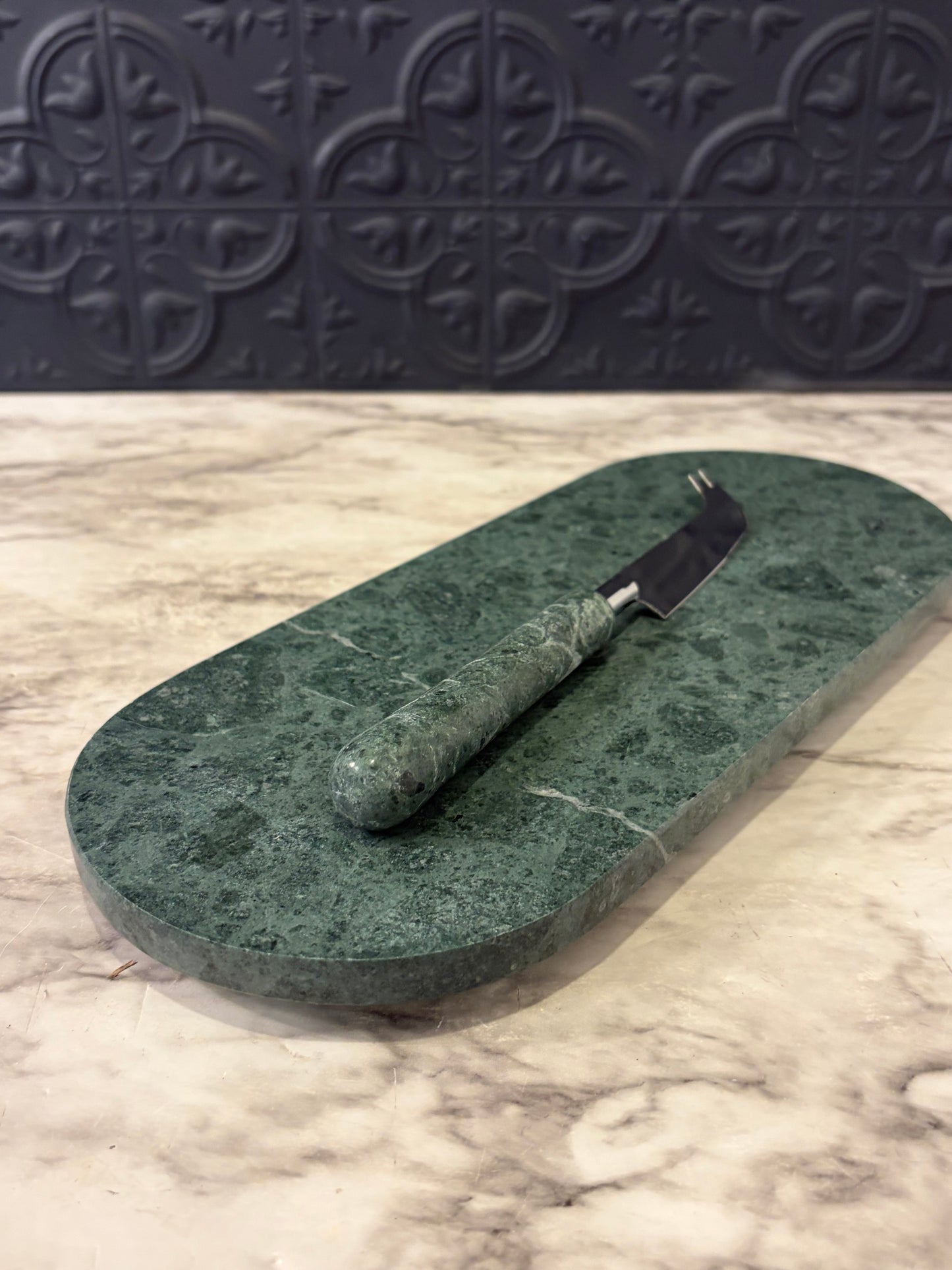 Oval Green Marble Cutting Tray with Knife