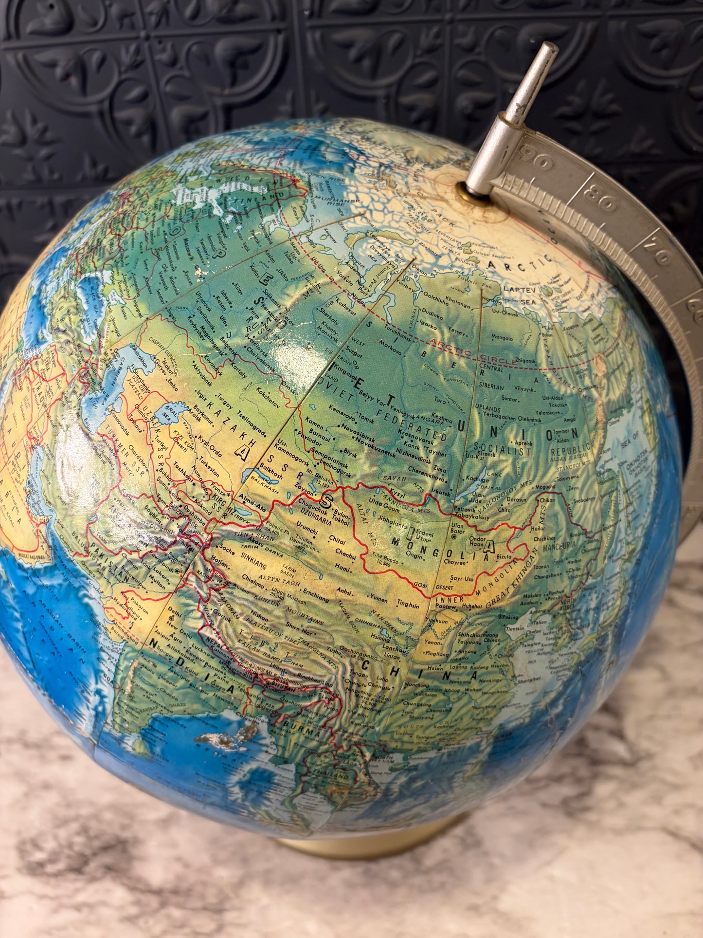 Rand Mcnally World Portrait Globe Silver tone Base