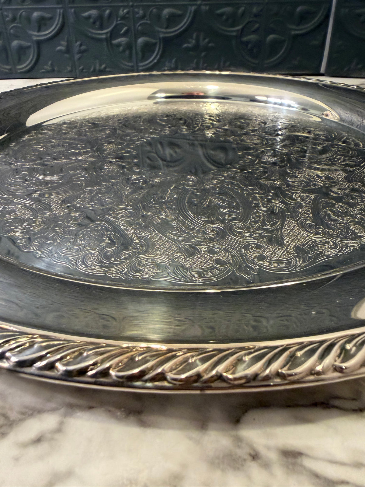 Oneida Silver plated Round Tray 14.75"